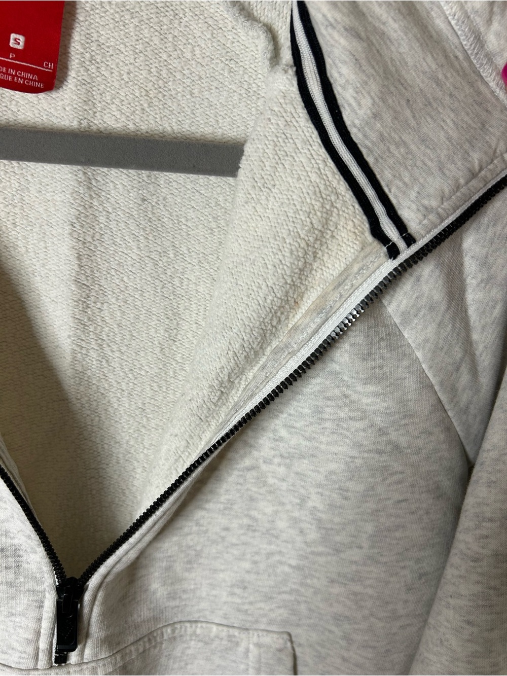 NIKE- quarter zip pullover - Picture 8 of 10